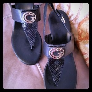 SOLD*Black guess wedge saddles
